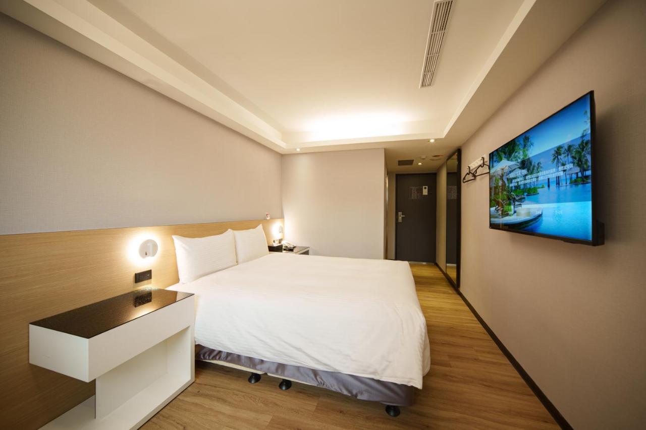 Hub Hotel 土城区 エクステリア 写真