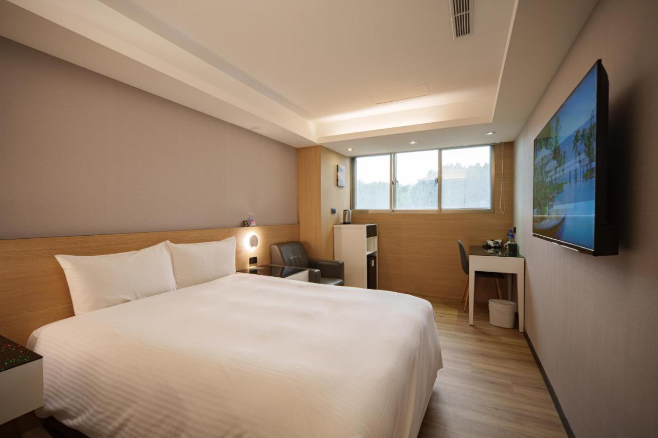 Hub Hotel 土城区 エクステリア 写真