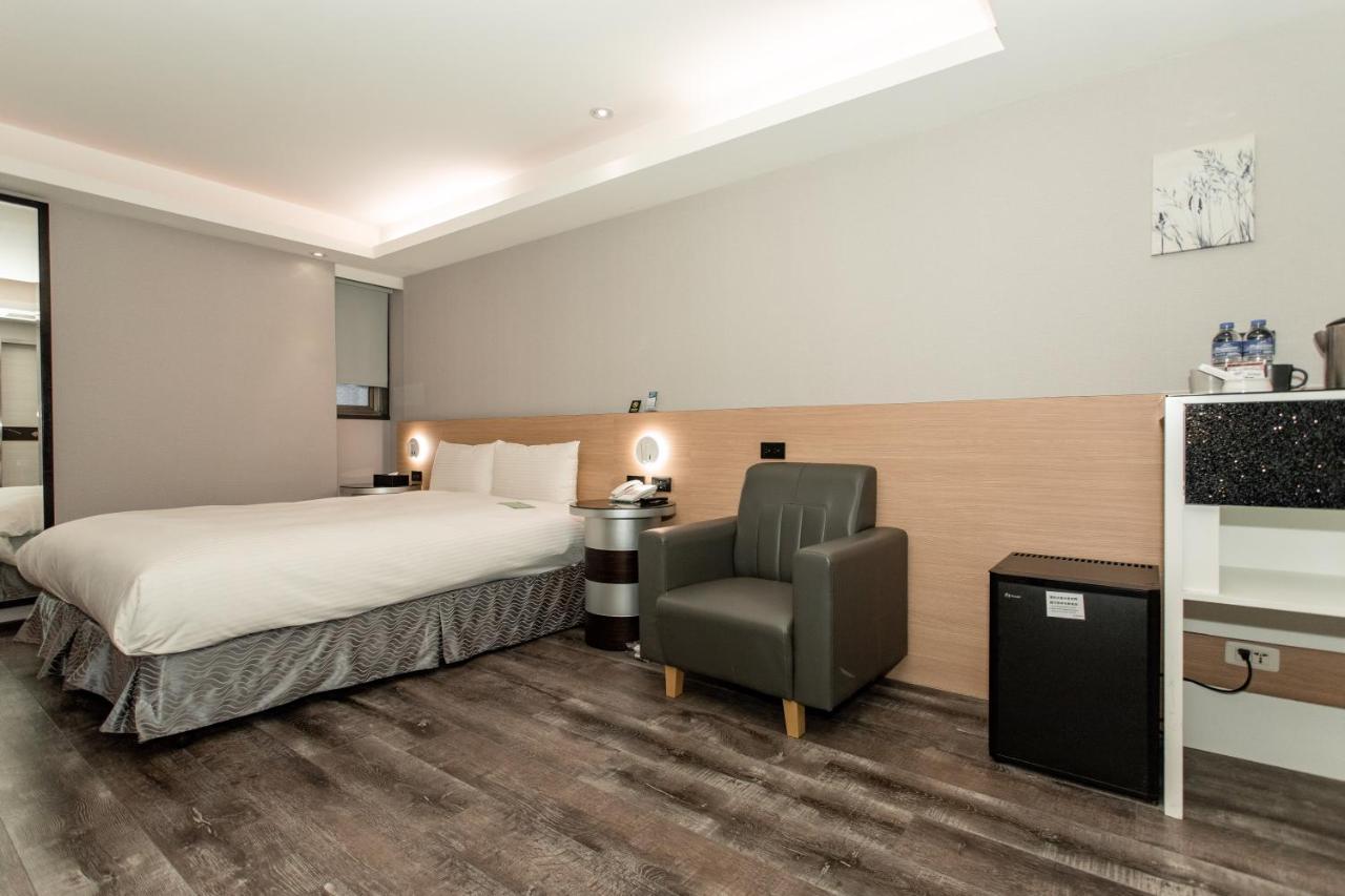 Hub Hotel 土城区 エクステリア 写真