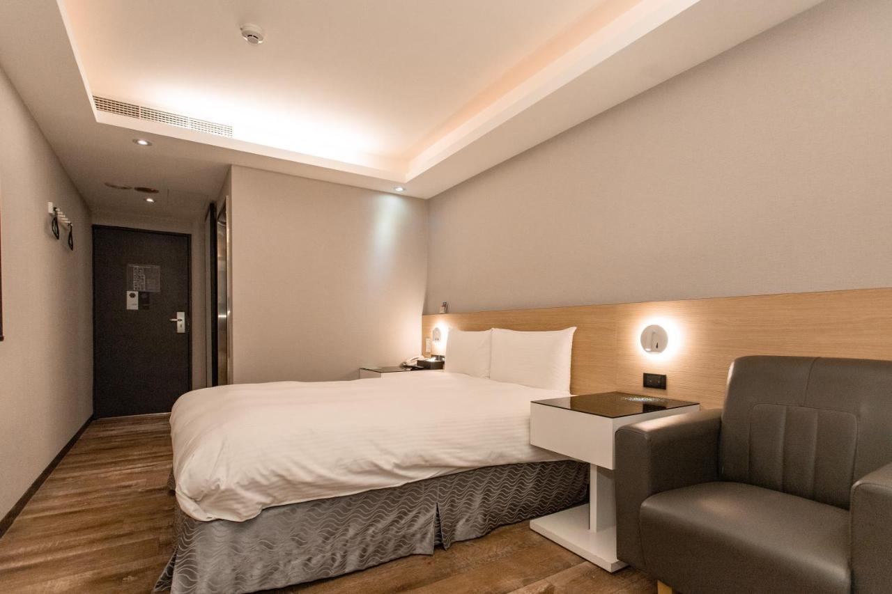 Hub Hotel 土城区 エクステリア 写真