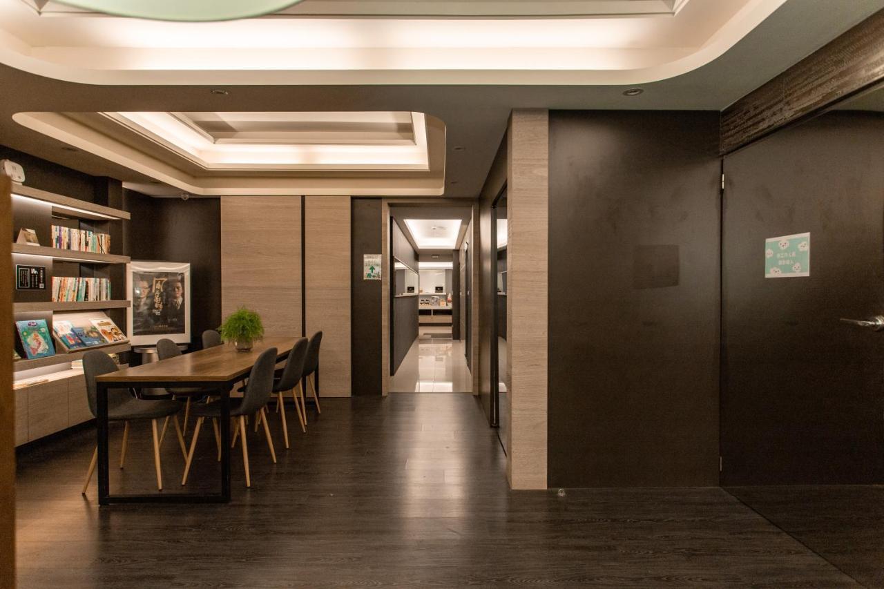 Hub Hotel 土城区 エクステリア 写真
