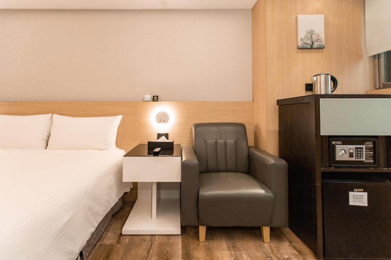 Hub Hotel 土城区 エクステリア 写真