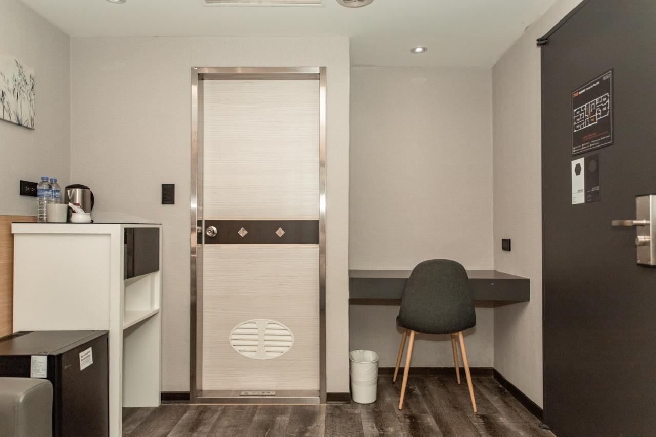 Hub Hotel 土城区 エクステリア 写真