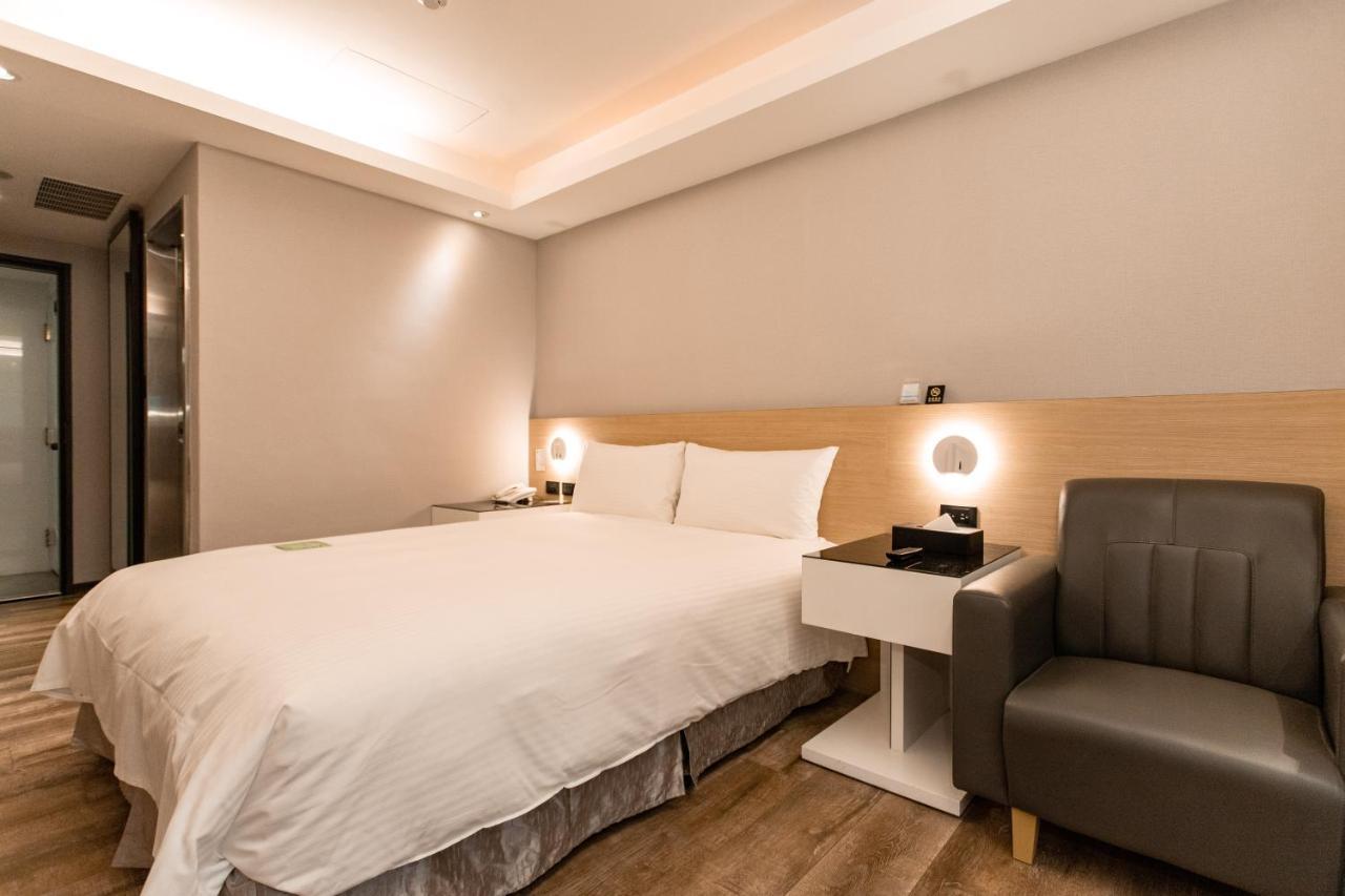 Hub Hotel 土城区 エクステリア 写真